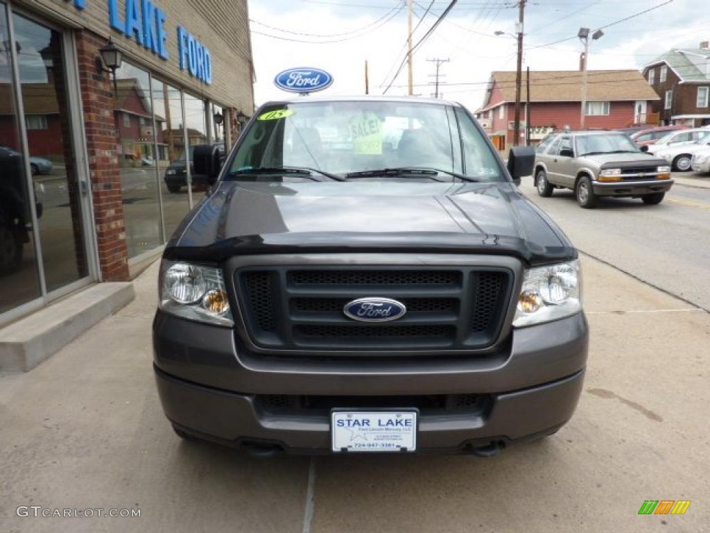 2005 F150 STX SuperCab 4x4 - Dark Shadow Grey Metallic / Medium Flint Grey photo #6