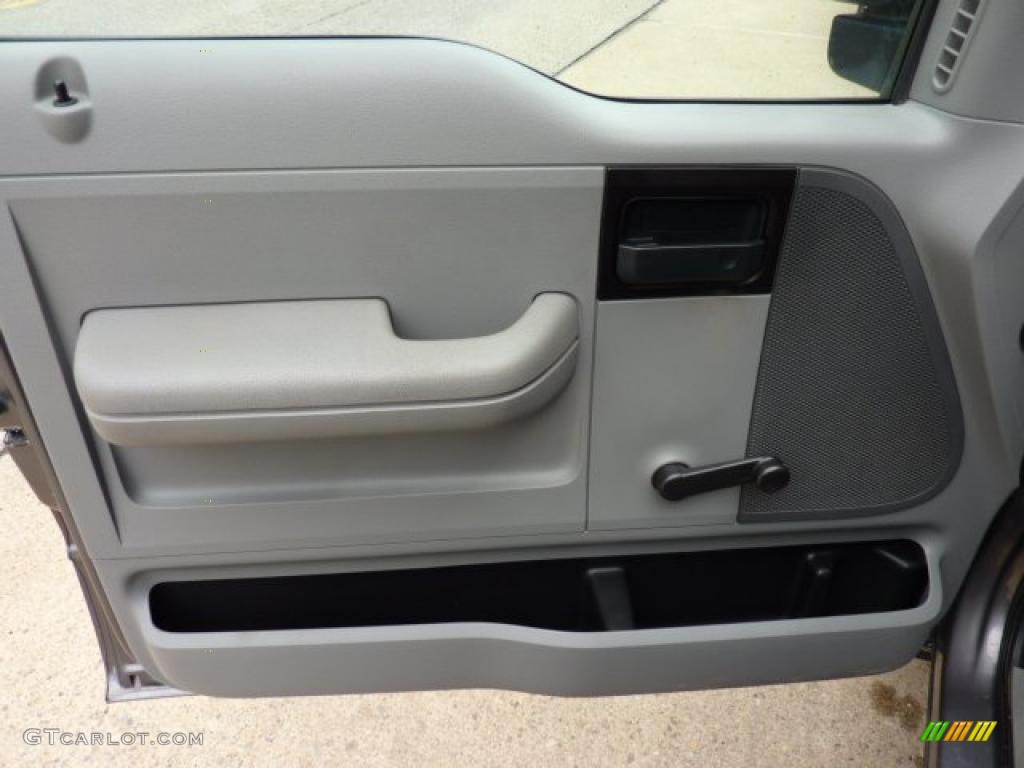2005 F150 STX SuperCab 4x4 - Dark Shadow Grey Metallic / Medium Flint Grey photo #9