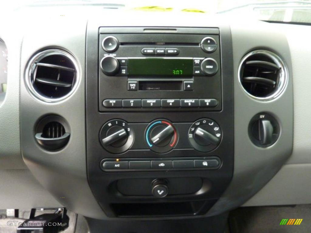 2005 F150 XLT SuperCab 4x4 - Aspen Green Metallic / Medium Flint Grey photo #14