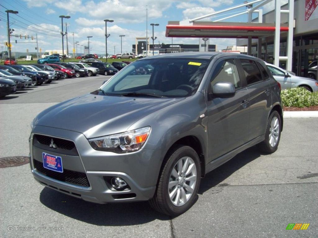 Mercury Gray Mitsubishi Outlander Sport