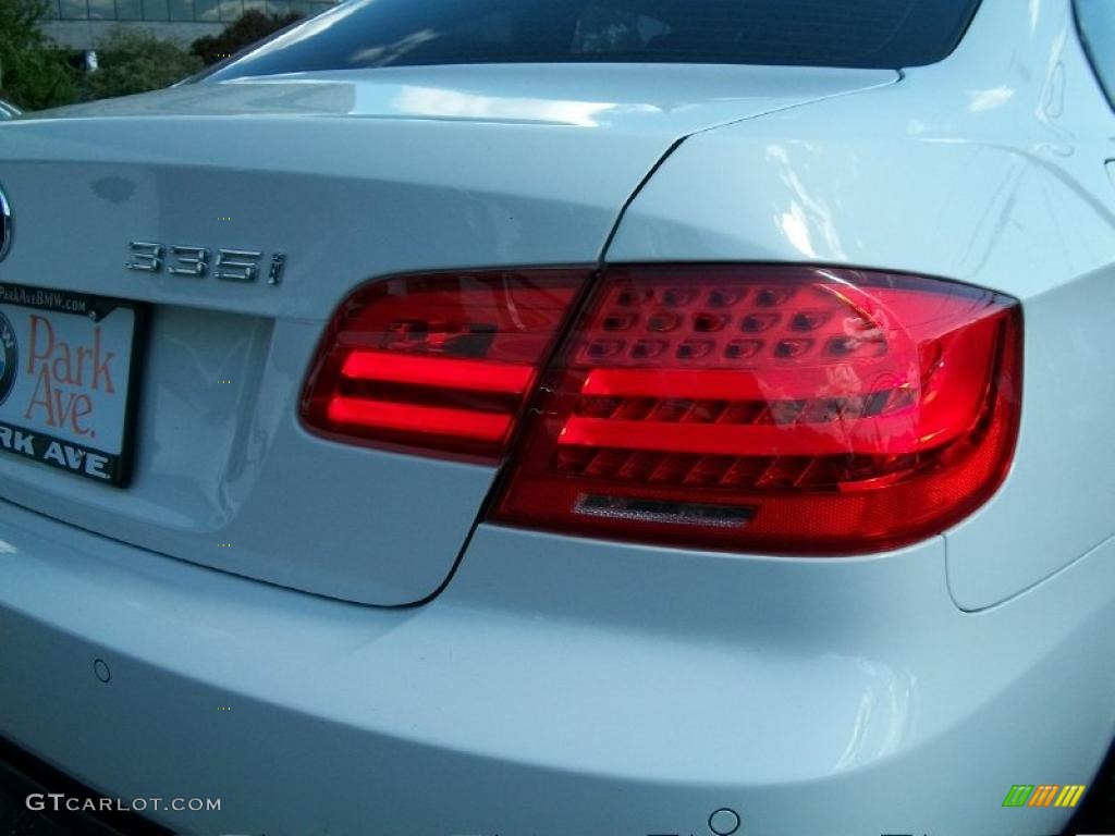 2011 3 Series 335i Coupe - Alpine White / Coral Red/Black Dakota Leather photo #22