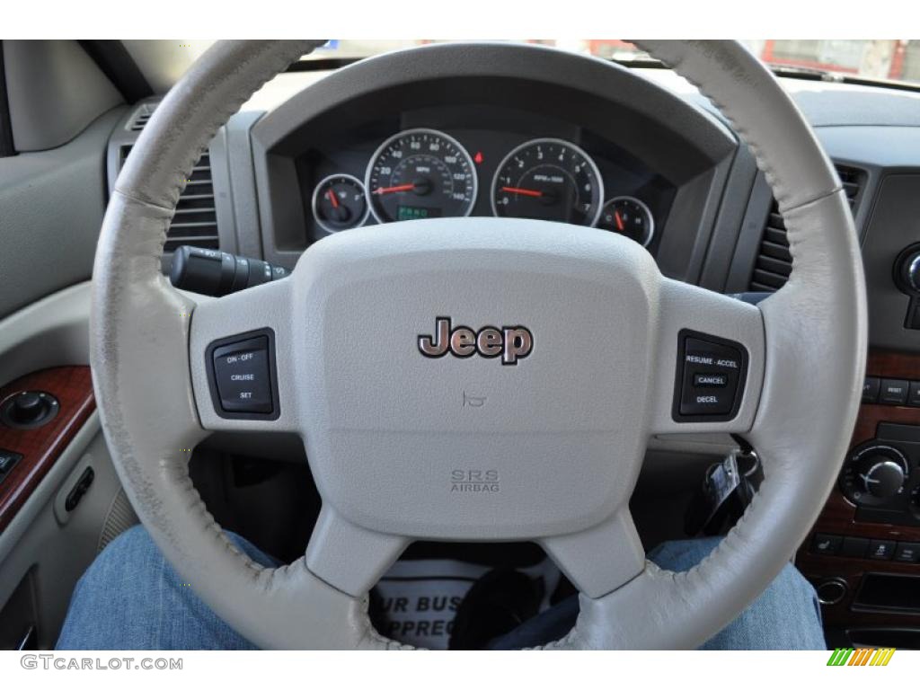 2005 Grand Cherokee Limited 4x4 - Inferno Red Crystal Pearl / Medium Slate Gray photo #10