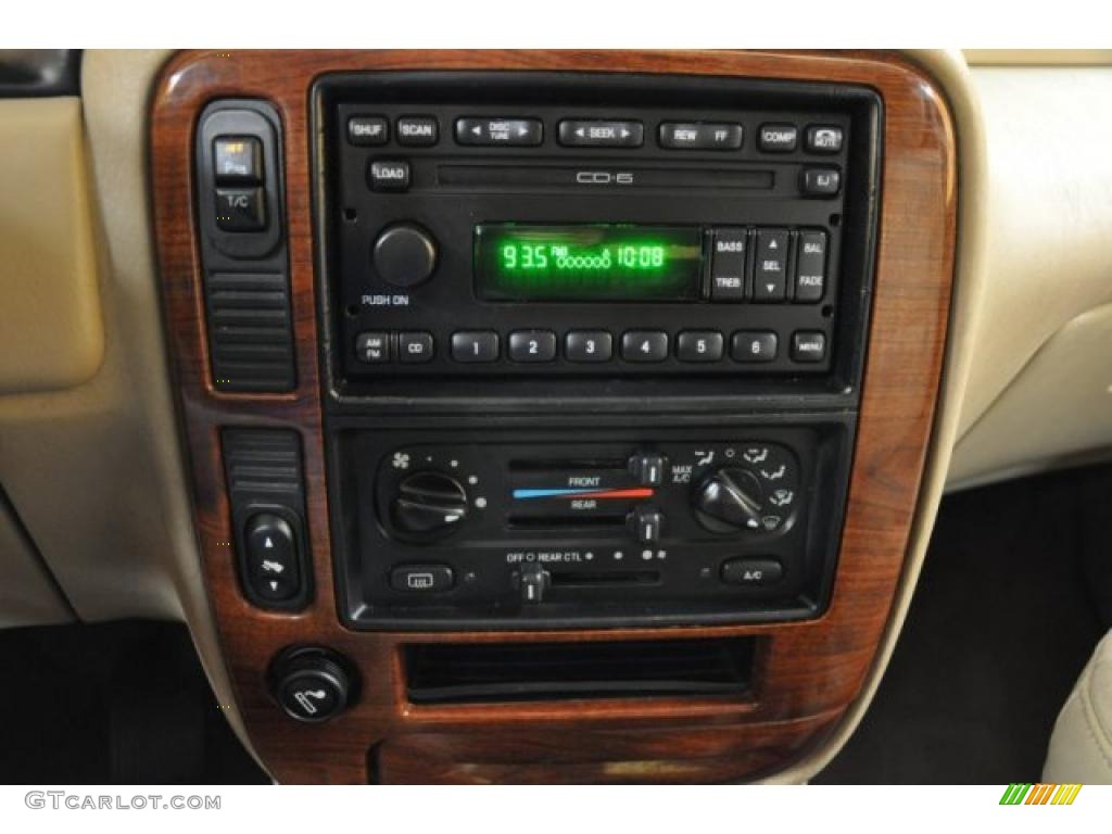 2001 Ford Windstar SEL Controls Photo #48974078