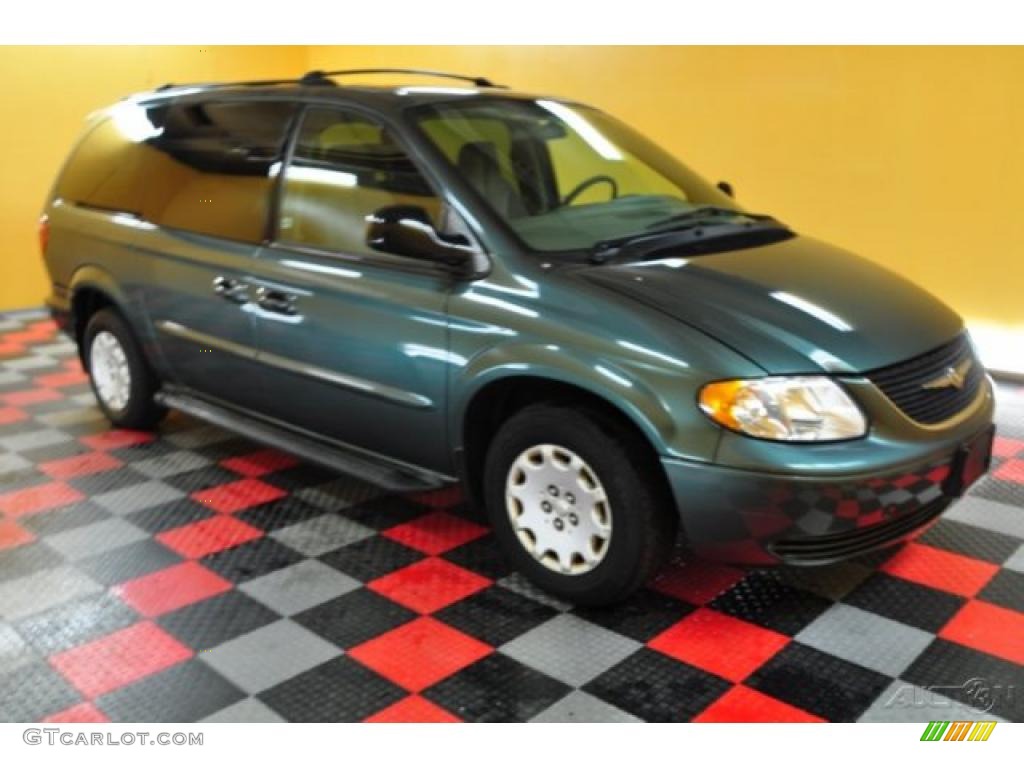 Onyx Green Pearl Chrysler Town & Country