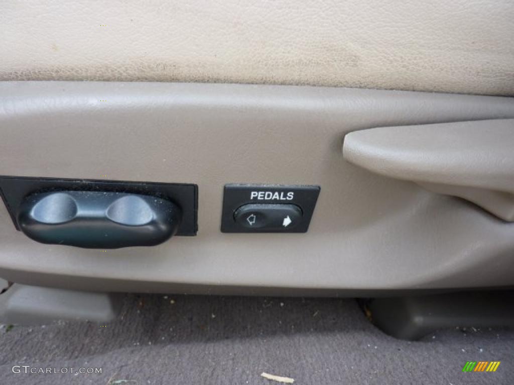 2001 Taurus SES - Harvest Gold Metallic / Medium Parchment photo #17