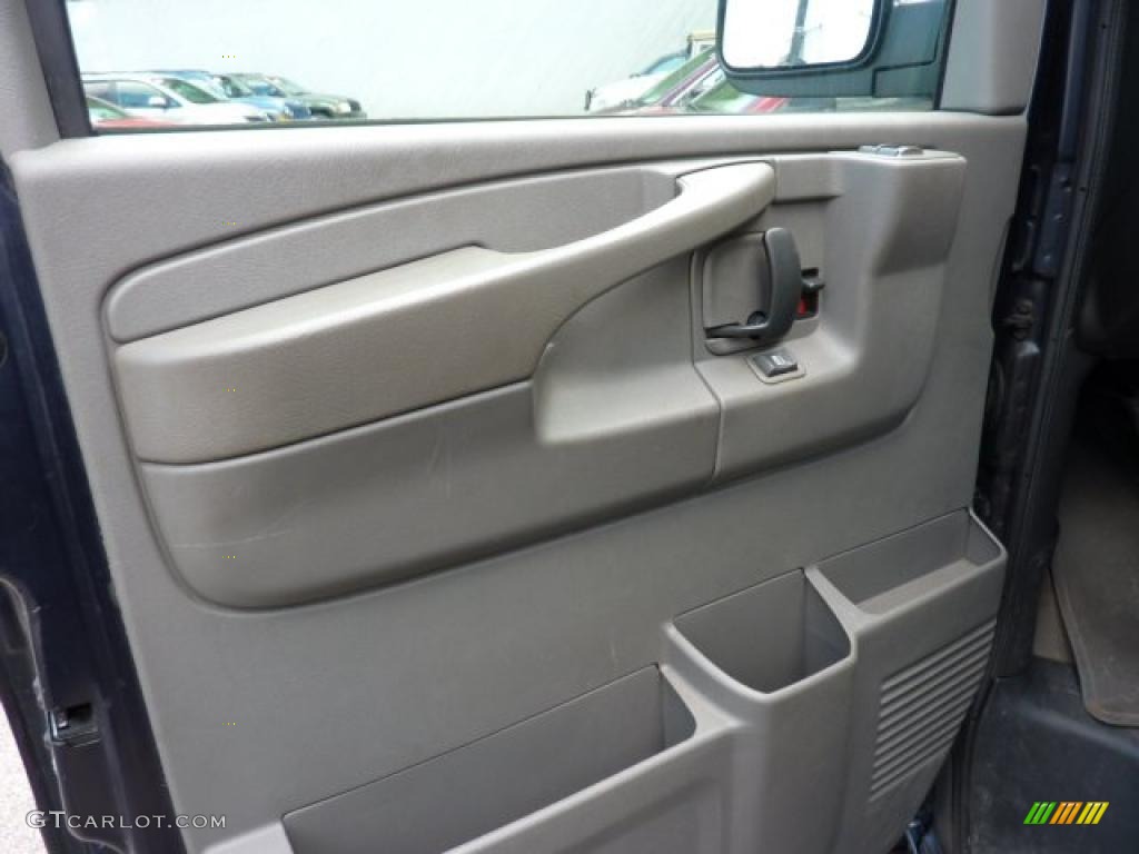 2006 Express LS 3500 Extended Passenger van - Dark Blue Metallic / Medium Dark Pewter photo #17