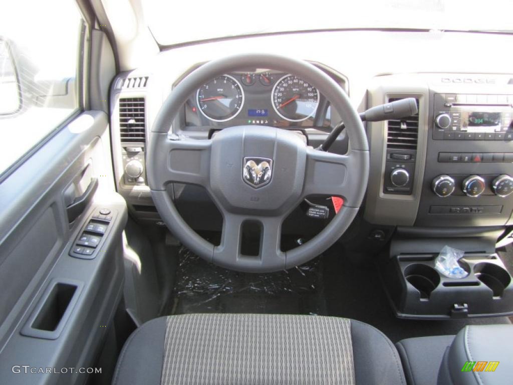 2011 Ram 1500 ST Quad Cab 4x4 - Bright White / Dark Slate Gray/Medium Graystone photo #17