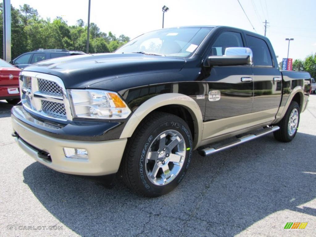 2011 Ram 1500 Laramie Longhorn Crew Cab 4x4 - Brilliant Black Crystal Pearl / Dark Slate Gray/Russet Brown photo #3