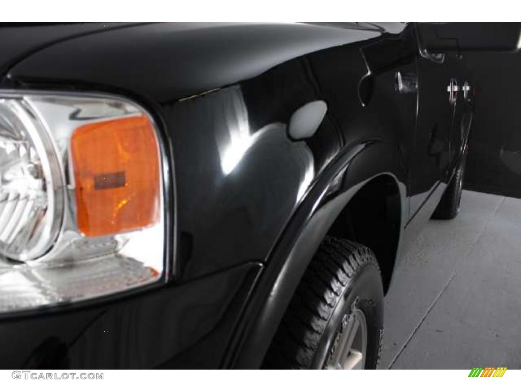 2006 F150 Lariat SuperCrew 4x4 - Black / Black photo #5