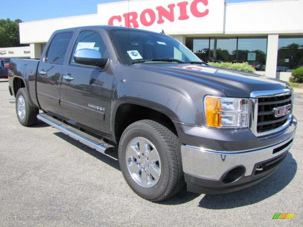 Storm Gray Metallic GMC Sierra 1500