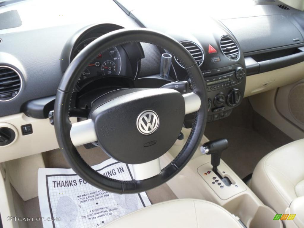Cream Beige Interior 2008 Volkswagen New Beetle SE Convertible Photo #48985751