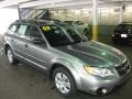 2008 Quartz Silver Metallic Subaru Outback 2.5i Wagon  photo #3