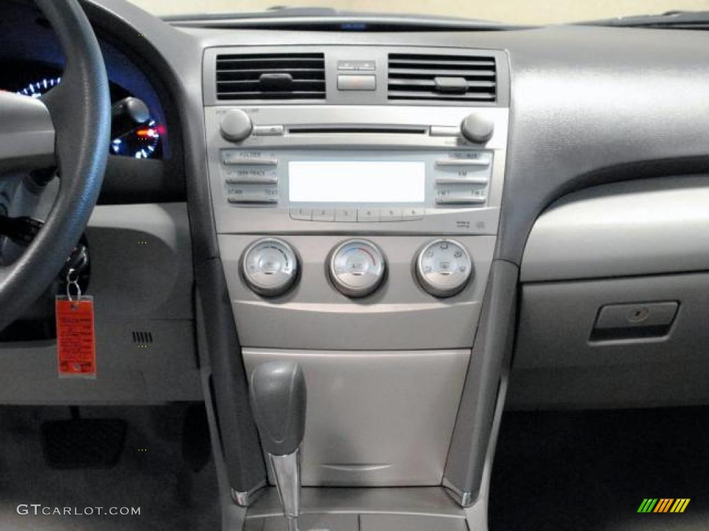 2009 Camry LE V6 - Magnetic Gray Metallic / Ash photo #19