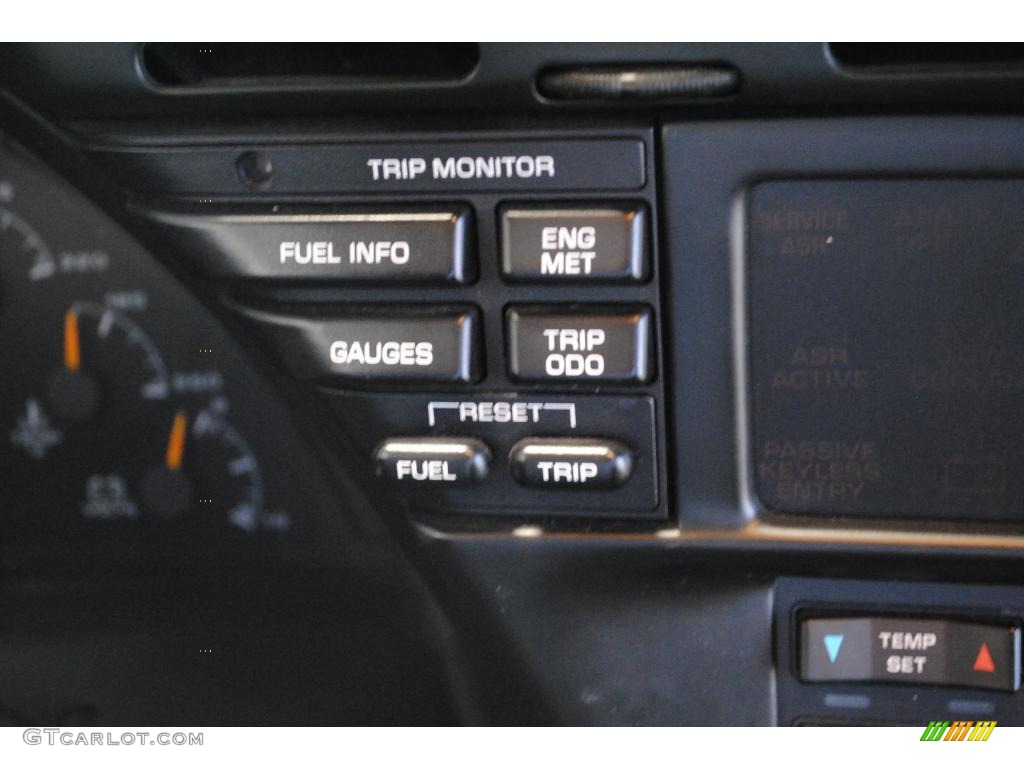 1996 Chevrolet Corvette Coupe Controls Photo #48989681