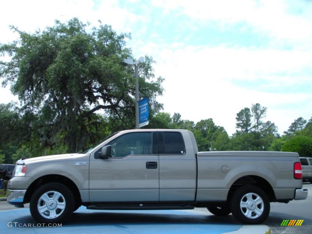 2004 F150 XLT SuperCab - Arizona Beige Metallic / Tan photo #2