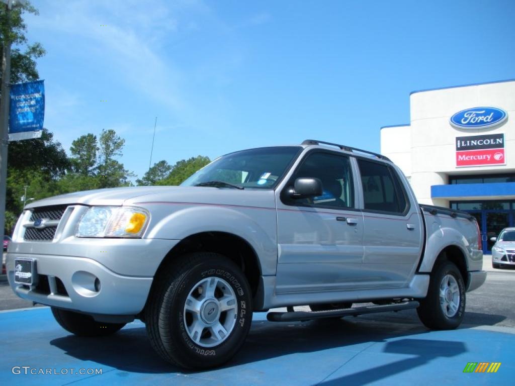 2004 Explorer Sport Trac XLT - Silver Birch Metallic / Medium Dark Flint/Dark Flint photo #1