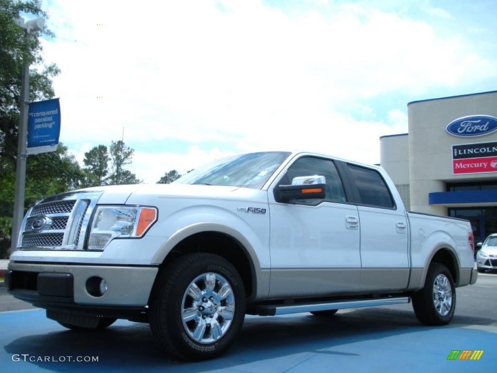 2010 F150 Lariat SuperCrew - Oxford White / Tan photo #1