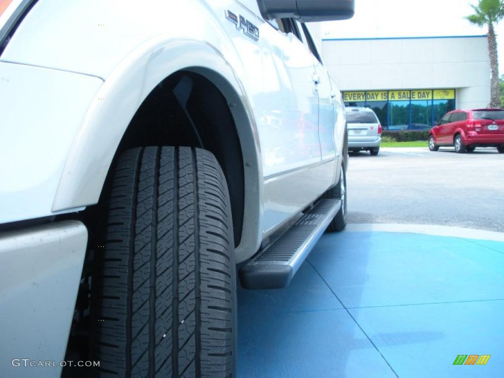 2010 F150 Lariat SuperCrew - Oxford White / Tan photo #10