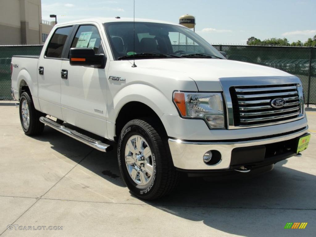 2011 F150 XLT SuperCrew 4x4 - Oxford White / Steel Gray photo #1
