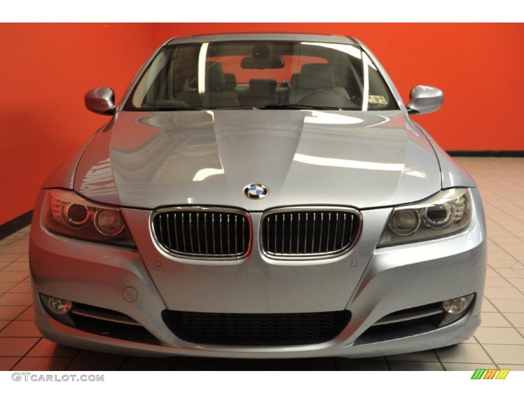 2010 3 Series 335i Sedan - Blue Water Metallic / Gray Dakota Leather photo #24