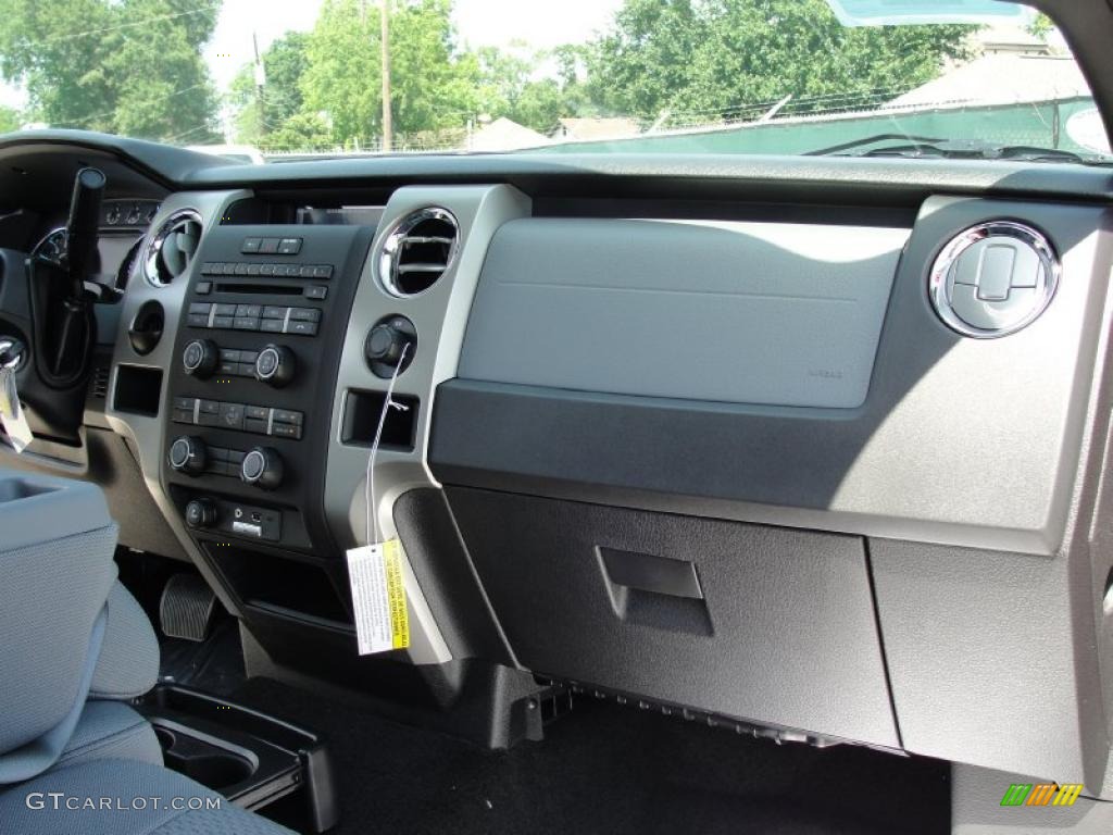 2011 F150 XLT SuperCab - Red Candy Metallic / Steel Gray photo #21