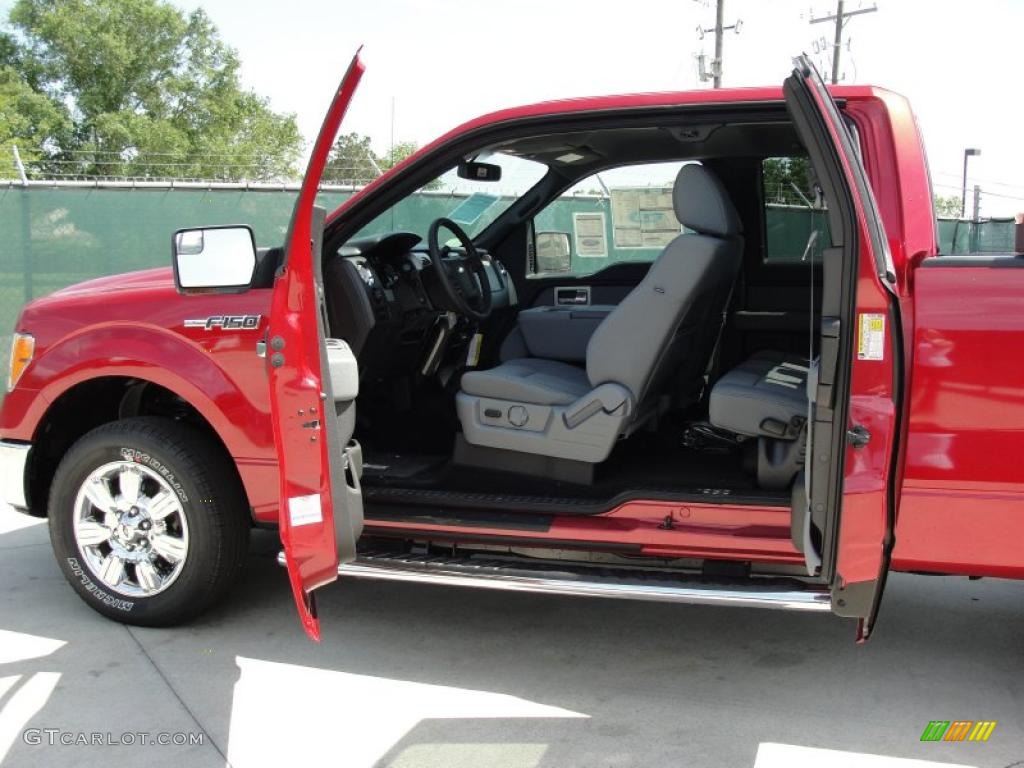 Steel Gray Interior 2011 Ford F150 XLT SuperCab Photo #48997946