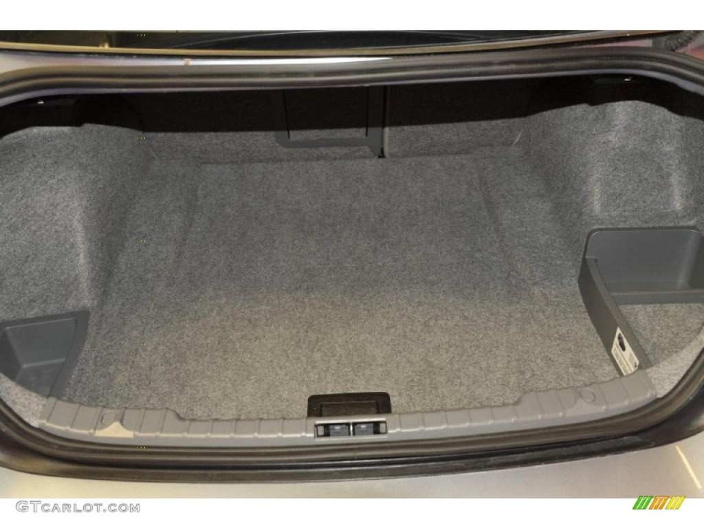 2010 BMW 3 Series 335i Sedan Trunk Photo #48998081