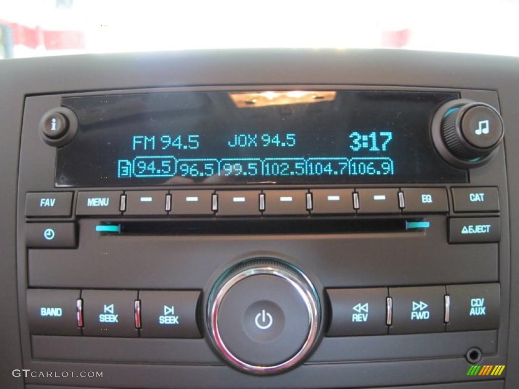 2011 GMC Sierra 2500HD SLE Crew Cab 4x4 Controls Photo #48998612