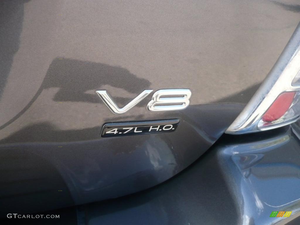 2003 Jeep Grand Cherokee Overland 4x4 Marks and Logos Photo #48999152