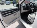Stone White - Grand Caravan SXT Photo No. 4