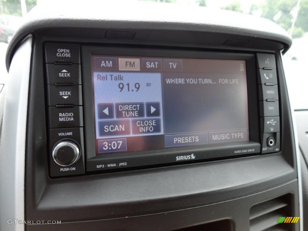 2009 Grand Caravan SXT - Stone White / Dark Slate Gray/Light Shale photo #30