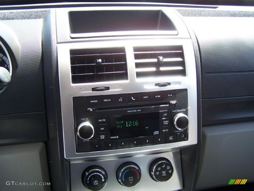 2010 Nitro SXT 4x4 - Deep Water Blue Pearl / Dark Slate Gray/Light Slate Gray photo #7
