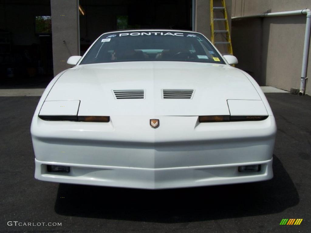 1989 Firebird TTA Turbo Trans Am Coupe - White / Tan photo #2