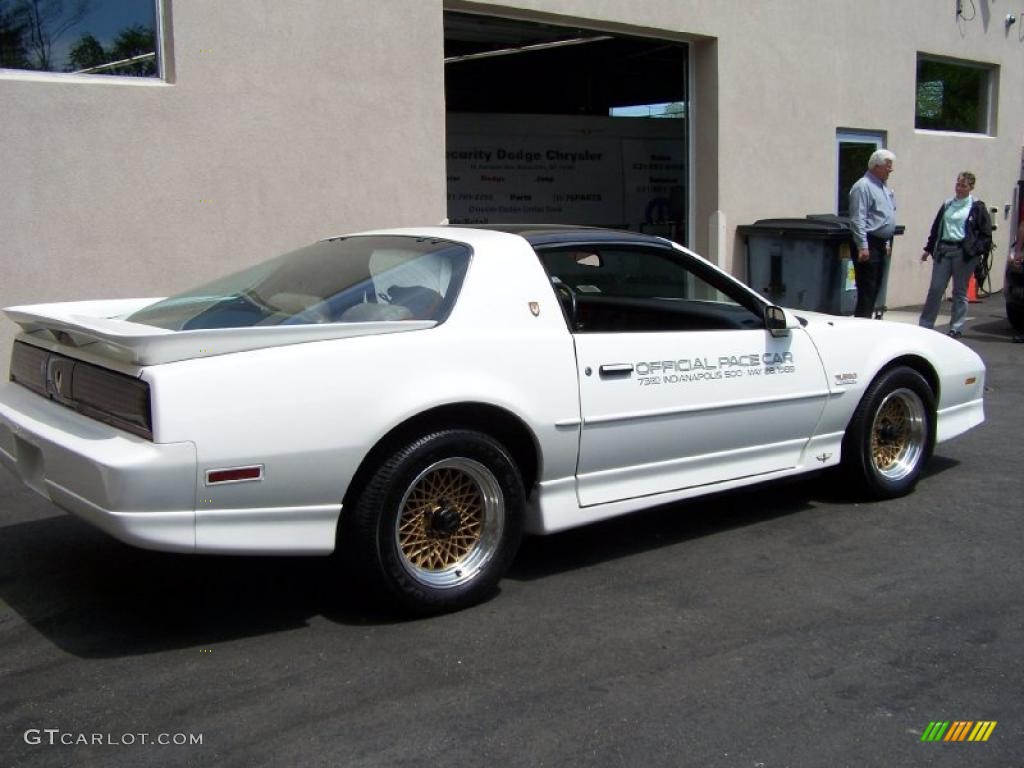 1989 Firebird TTA Turbo Trans Am Coupe - White / Tan photo #3