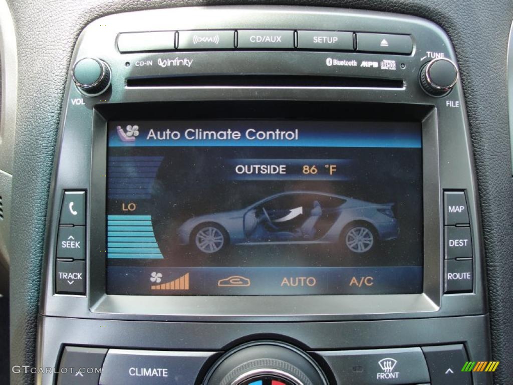 2011 Hyundai Genesis Coupe 3.8 Controls Photo #49002182