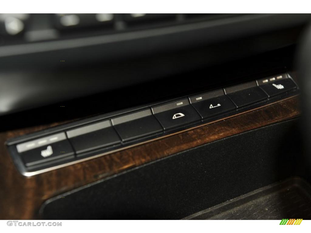 2011 Z4 sDrive30i Roadster - Jet Black / Beige photo #33