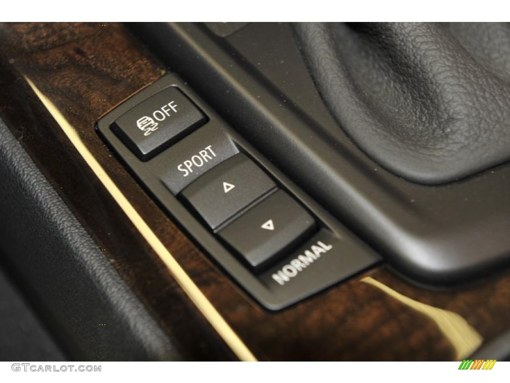 2011 Z4 sDrive30i Roadster - Jet Black / Beige photo #34