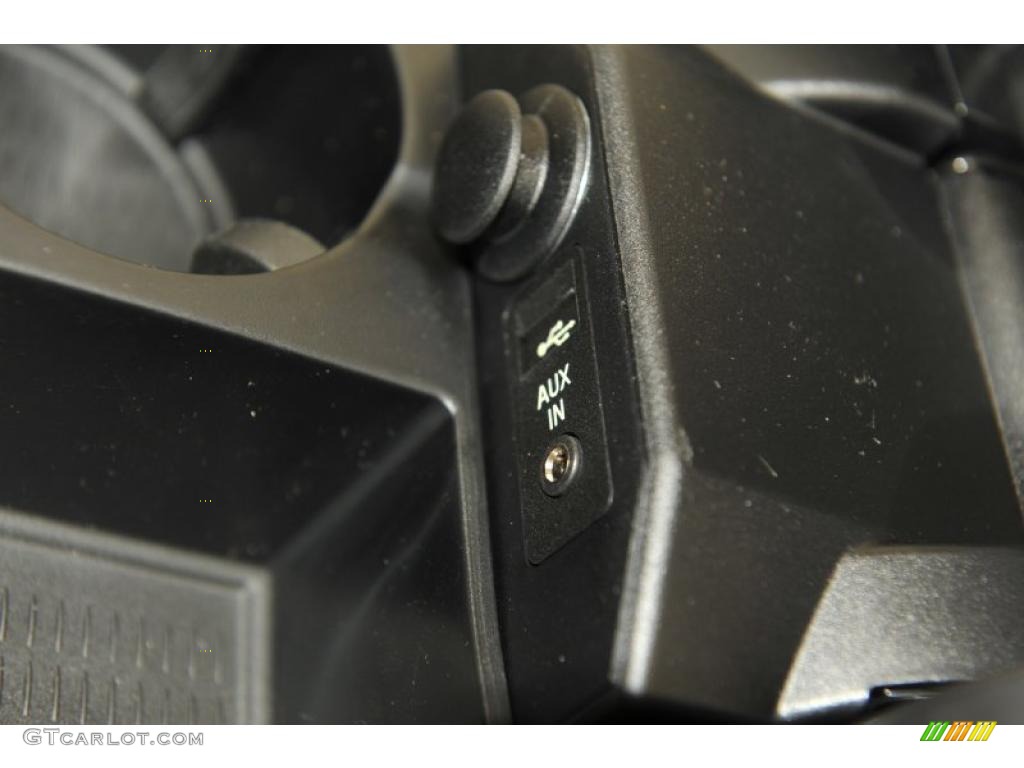 2011 Z4 sDrive30i Roadster - Jet Black / Beige photo #36