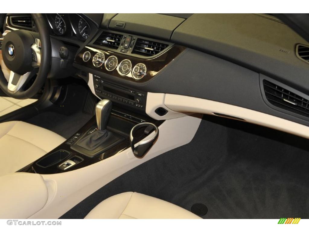 2011 Z4 sDrive30i Roadster - Jet Black / Beige photo #43