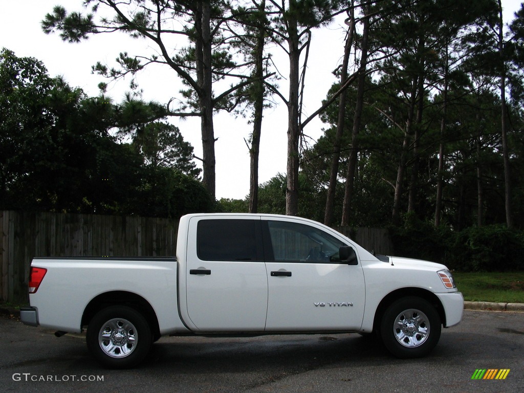 2007 Titan Crew Cab - White / Steel Gray photo #4