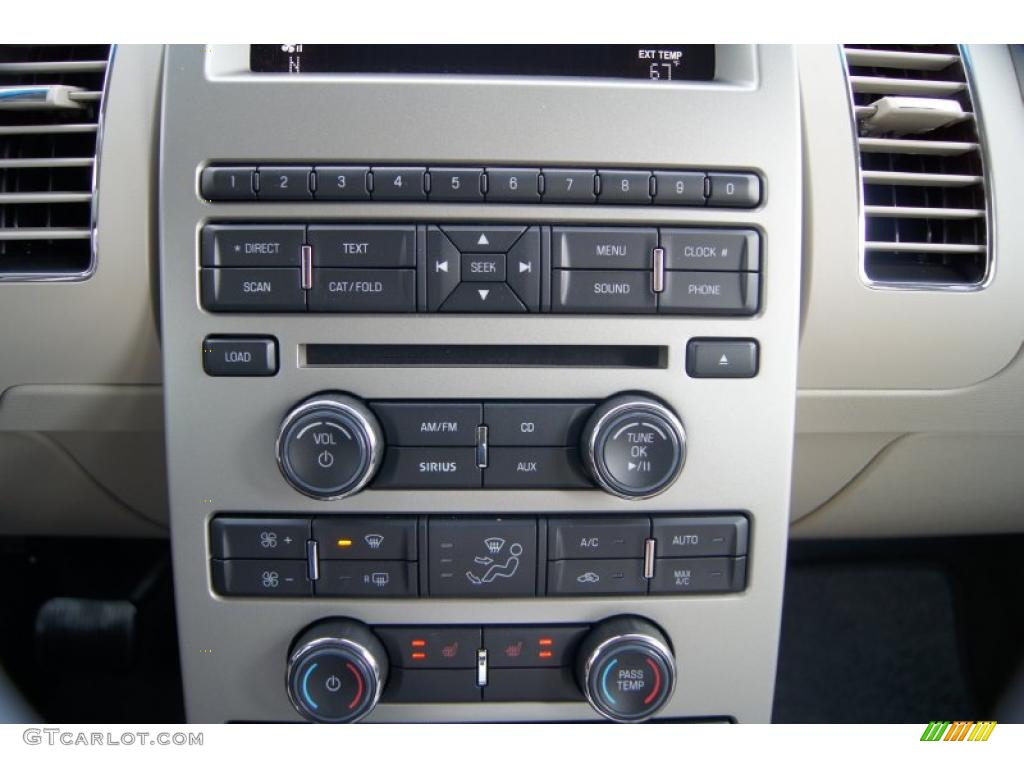 2011 Ford Flex SEL Controls Photo #49013360