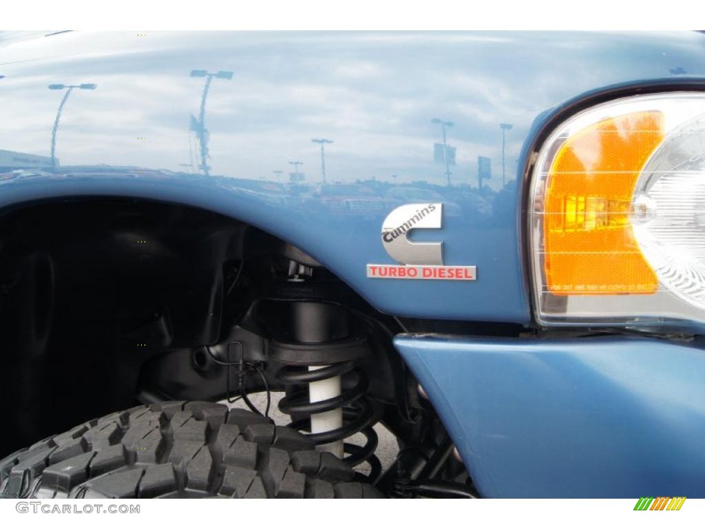 2005 Ram 3500 Laramie Quad Cab 4x4 - Atlantic Blue Pearl / Dark Slate Gray photo #18