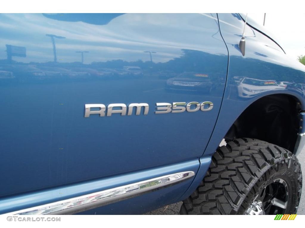 2005 Ram 3500 Laramie Quad Cab 4x4 - Atlantic Blue Pearl / Dark Slate Gray photo #19