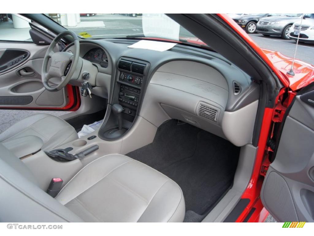 Medium Graphite Interior 2004 Ford Mustang V6 Convertible Photo #49015247