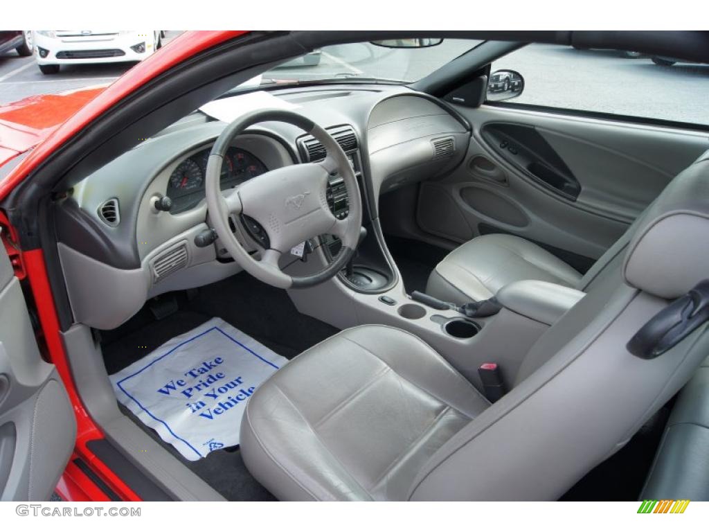 Medium Graphite Interior 2004 Ford Mustang V6 Convertible Photo #49015361
