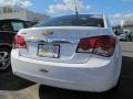 Summit White - Cruze LT Photo No. 3