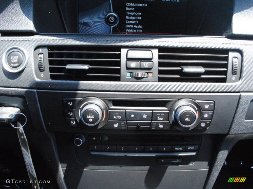 2011 BMW M3 Sedan Controls Photo #49019747