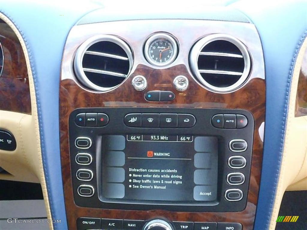 2006 Bentley Continental Flying Spur Standard Continental Flying Spur Model Controls Photo #49019780