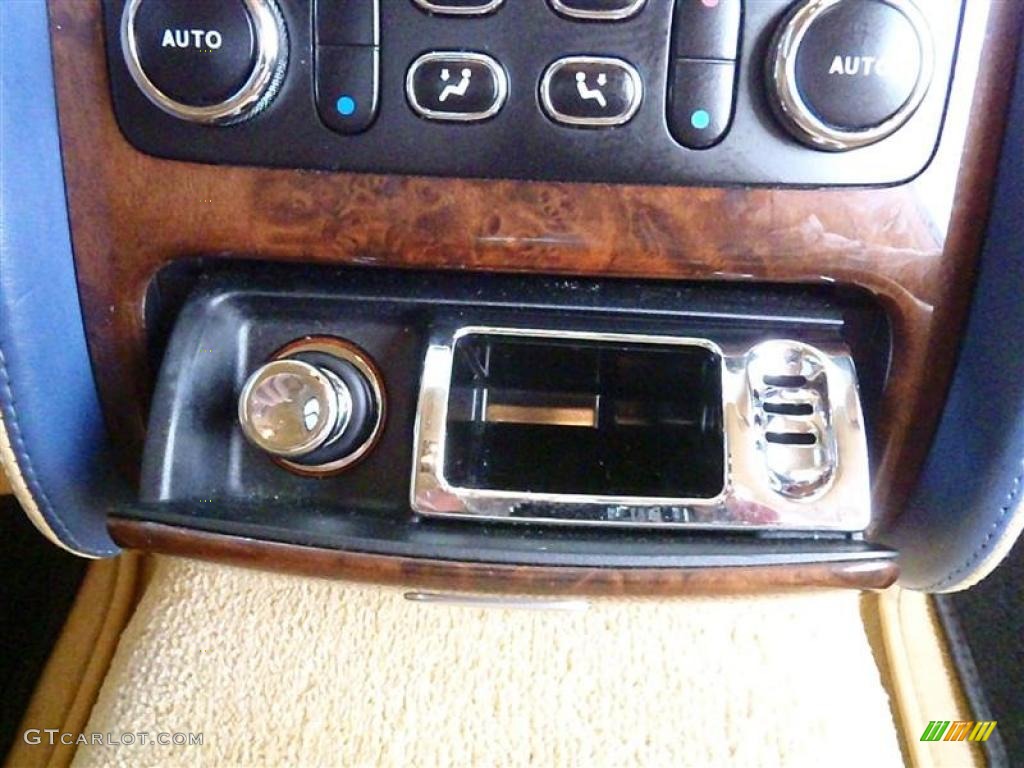 2006 Bentley Continental Flying Spur Standard Continental Flying Spur Model Controls Photo #49020377