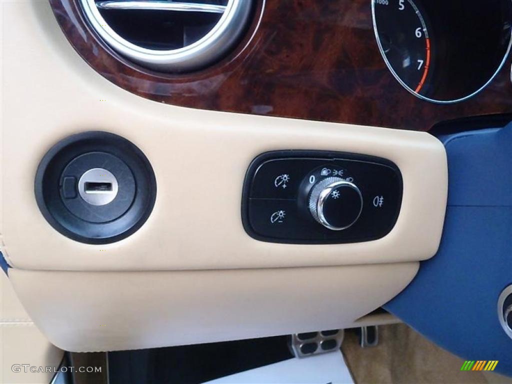 2006 Bentley Continental Flying Spur Standard Continental Flying Spur Model Controls Photo #49020647